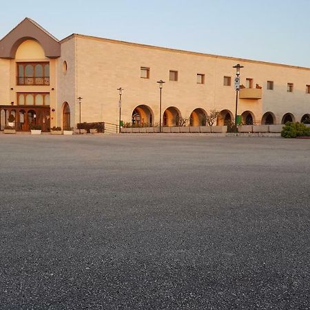 Casa Per Ferie Benedetto XIII Hotel Gravina in Puglia Bagian luar foto