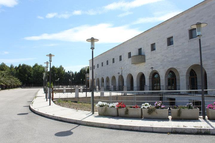 Casa Per Ferie Benedetto XIII Hotel Gravina in Puglia Bagian luar foto